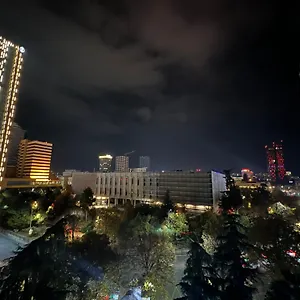 https://apartment-in-skanderbeg-square-tirana-center-2.albaniahotels.org